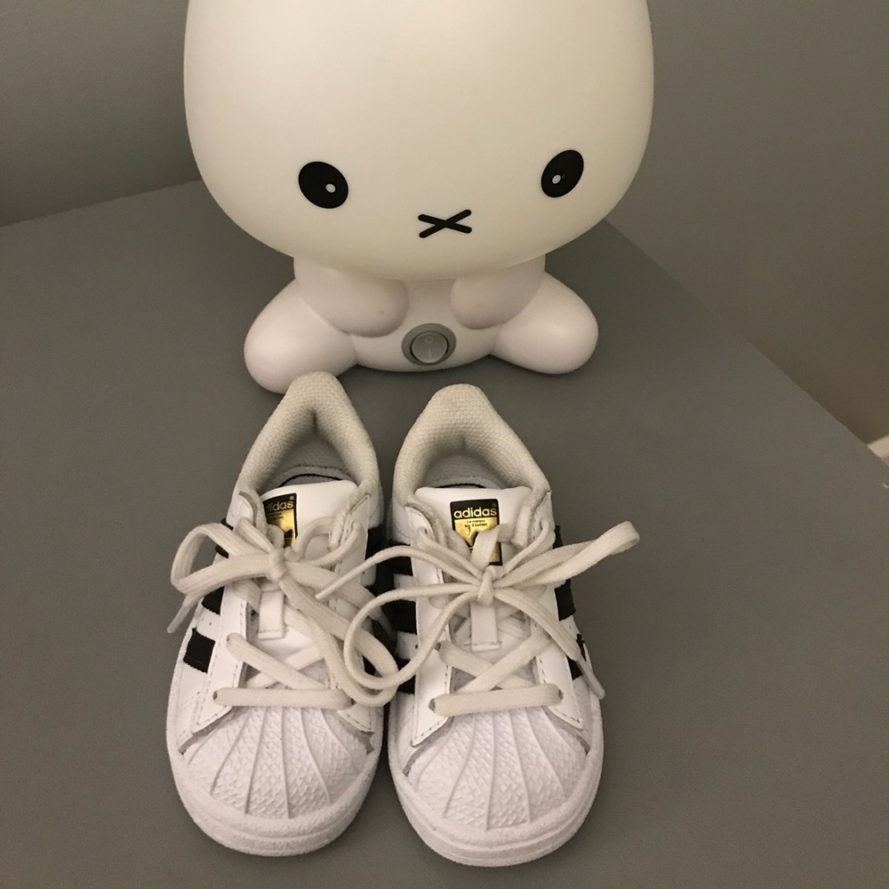 Adidas Superstar